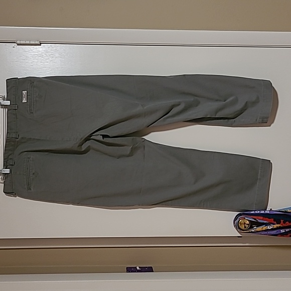 Polo by Ralph Lauren Men's Khaki Chinos, Gray, 40x32 - Picture 3 of 9